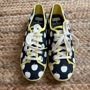 Kate Spade x Keds Size 7 Black & White apple print sneakers